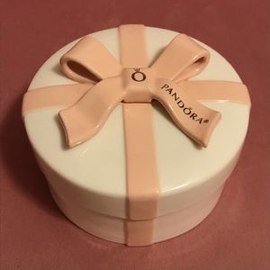 Pandora Gift Box